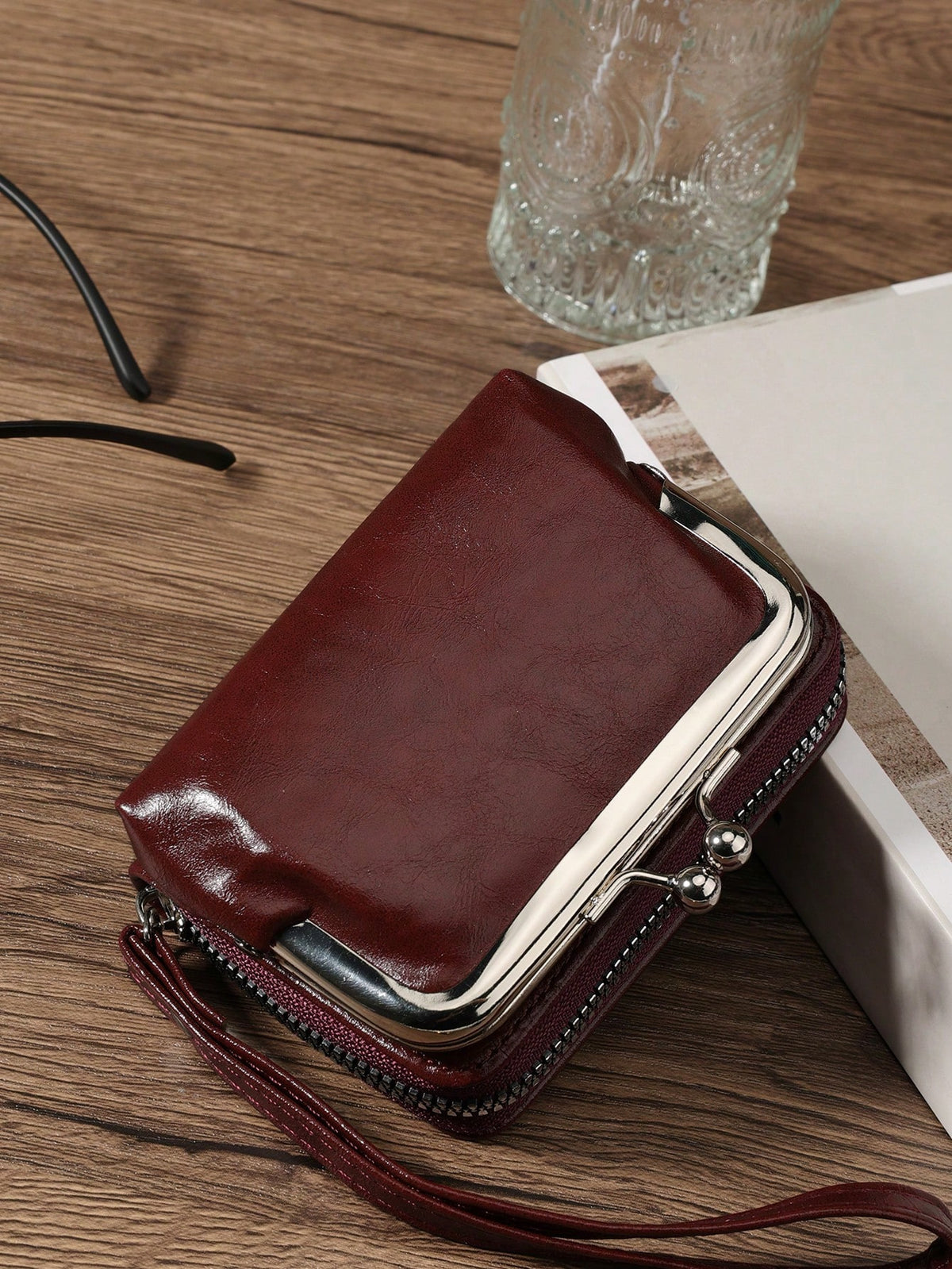 Women's Short PU Leather Wallet, Zipper Clasp Multi-Function Large Capacity Coin Purse Card Holder, Lightweight Fashion Modern Business Zipper Credit Card Wallet, Business Casual Teacher's Day Gift, A