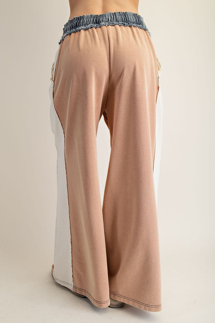 Women's Color Block Denim Drawstring Pants - Red Bean/White