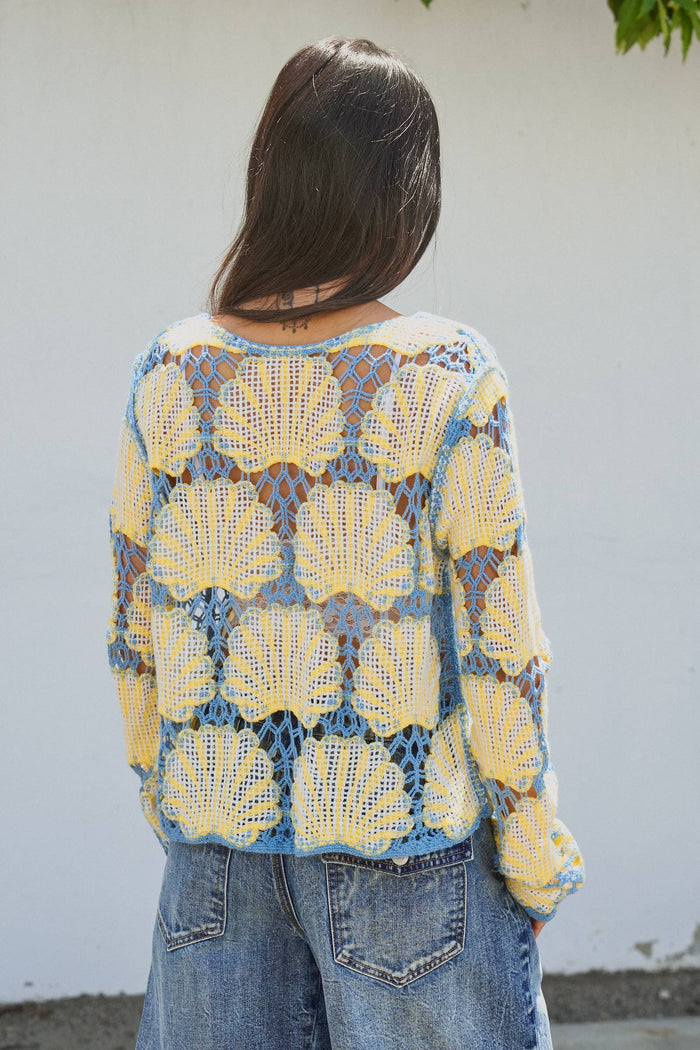 Women's Crochet Lace Seashell Scalloped Knit Top (Final Sale)