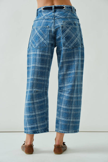 Women's Semi Barrel Jeans w/ Belt - Denim Plaid