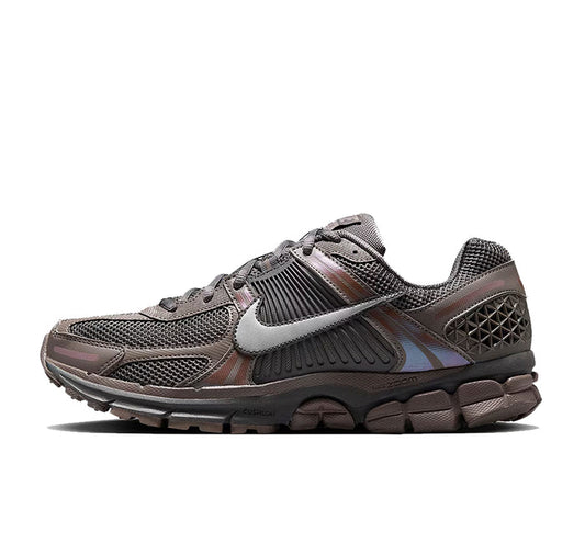 Nike Zoom Vomero 5 Cave Stone