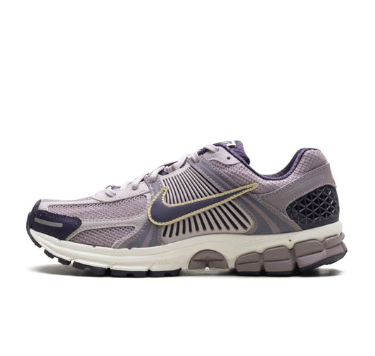 Nike Zoom Vomero 5 Platinum Violet